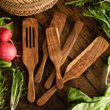 La Spatule de Cuisine en Teck "Le Geste Naturel"
