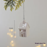 Pendentif "Le Village Silencieux" | Céramique Mate, Décoration d'Arbre Minimaliste